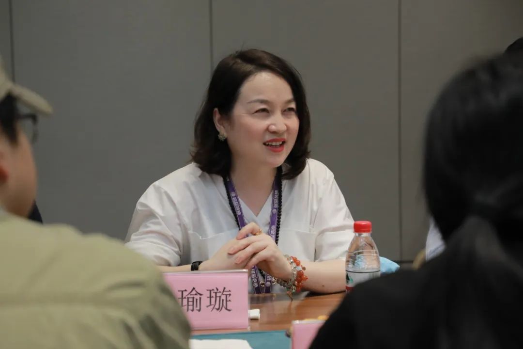 烈欢迎浙江建设技师学院副院长干杏芬一行莅临铭品装饰参观指导！